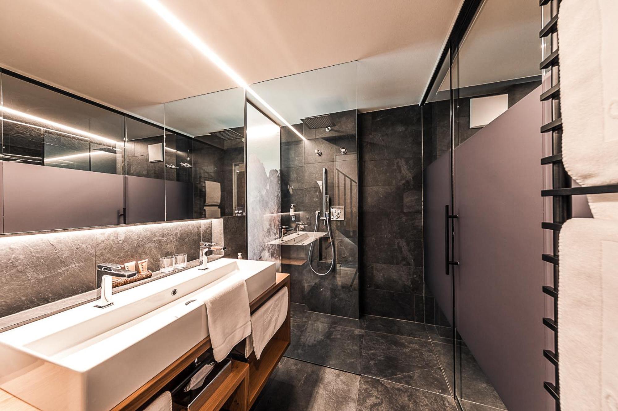 Hotel Panoramic Lotsch Sarentino Pokoj fotografie